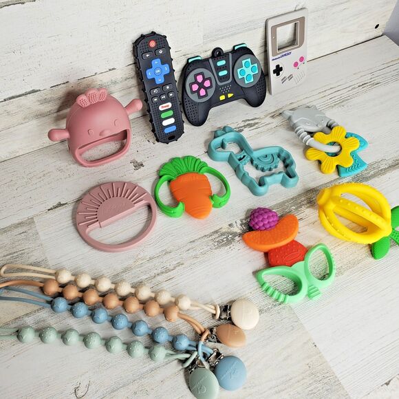 Infant Baby Silicone Teething Toys Lot of 14 Paci Clips Sensory Toys Easy Grasp - Picture 2 of 6